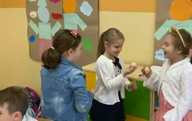 1 (2)