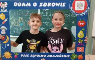 2 (9)