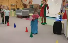 Mikołajkowe szaleństwo kl. 0a i 0b 2024 7