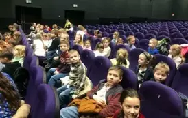 Wycieczka&nbsp;dzieci &nbsp;kl. 0-III na spektakl &nbsp;pt. "Bajka o dzielnym Szewczyku" 2025 20
