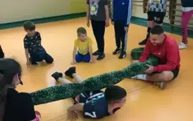 4 (41)