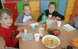 2 (4)