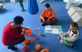 Dzień Dyni w sali sensorycznej &ndash; w krainie pomarańczowej magii! 2