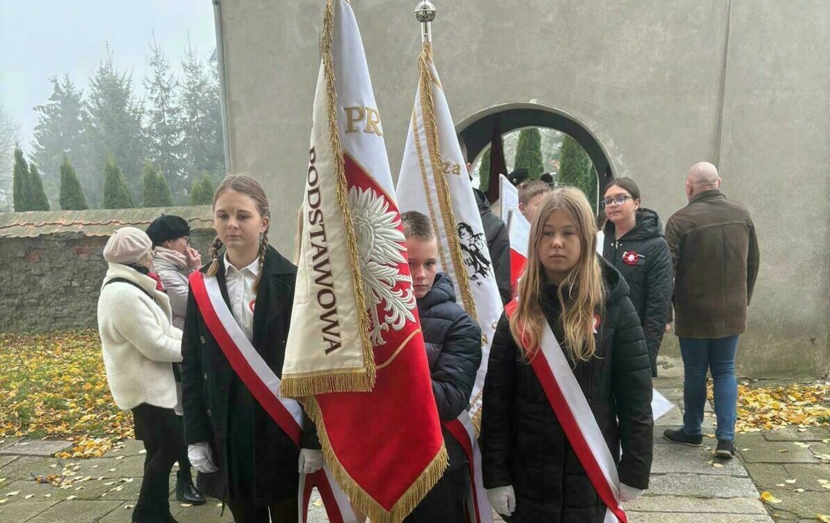 Zdjęcie do Udział w gminnych obchodach Święta Niepodległości 