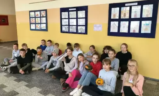 Zdjęcie do  &bdquo;Architektura w sztuce&rdquo;