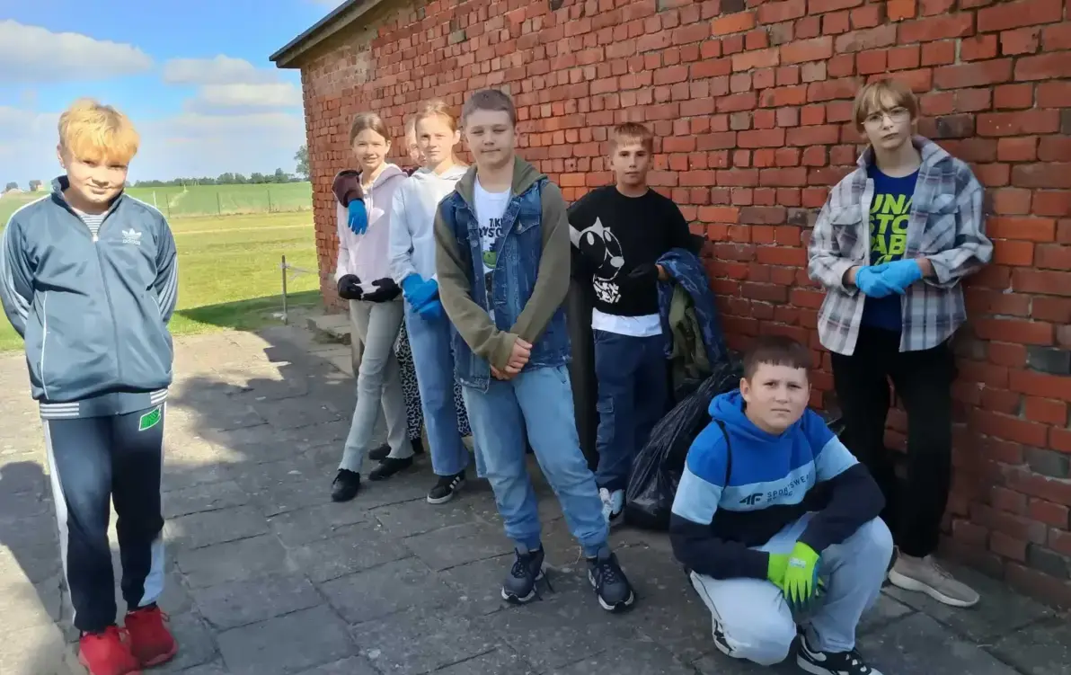 Zdjęcie do &bdquo;Sprzątamy dla Polski&rdquo;