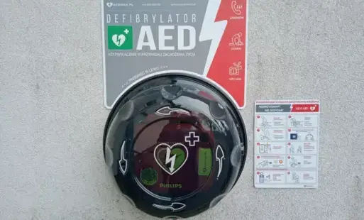 Zdjęcie do Defibrylator AED w naszej szkole!
