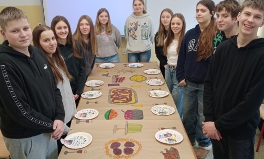 Zdjęcie do Z wizytą w Soplicowie, czyli ostatnia uczta staropolska w kl. 8b