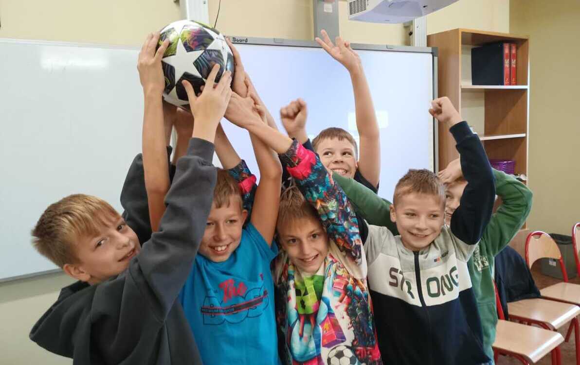 Zdjęcie do Uśmiechy, życzenia i upominki &ndash; tak świętowaliśmy Dzień Chłopaka