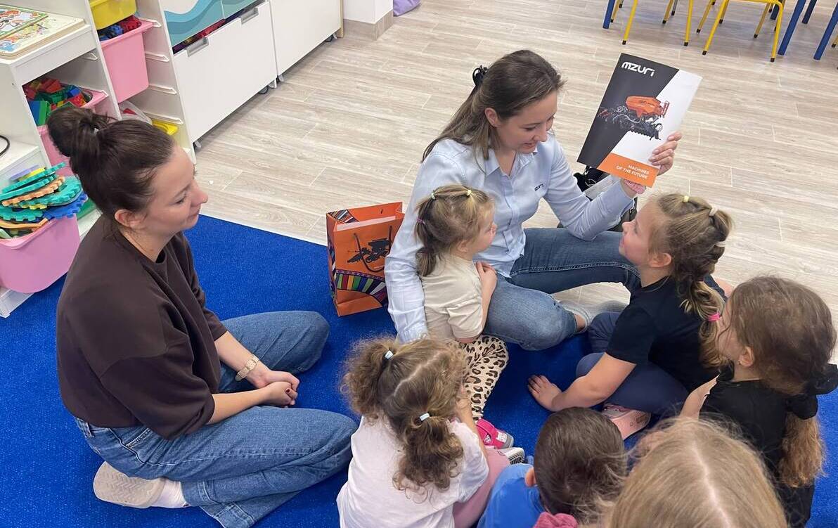 Zdjęcie do Od przedszkolnej ciekawości do świata wielkich maszyn! Inspirujące spotkanie pełne technicznych odkryć